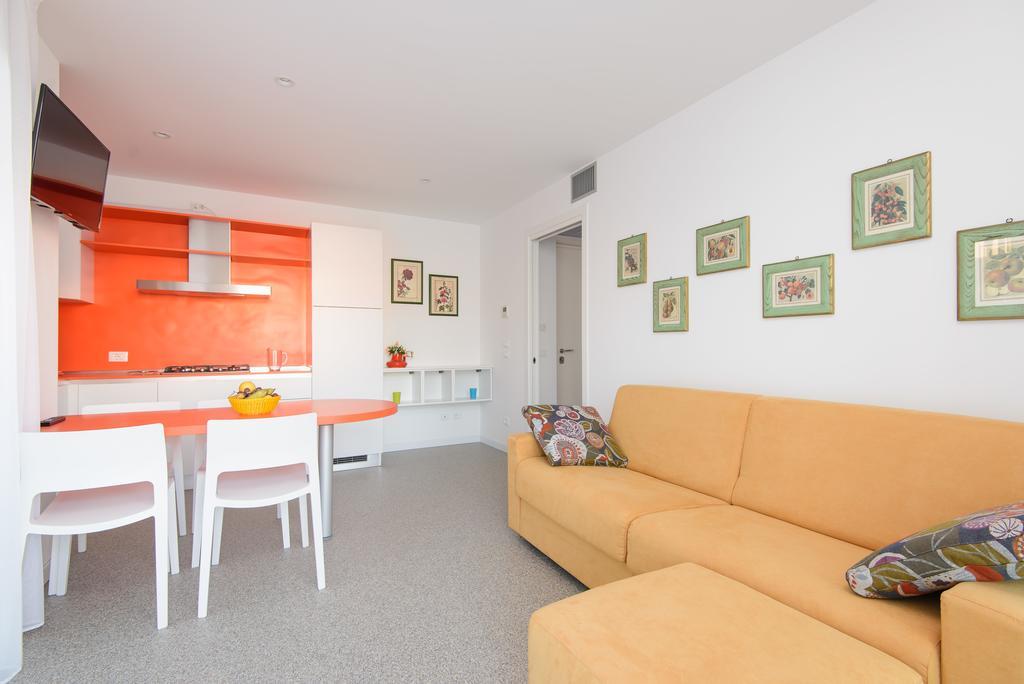 Residenza Edda Apartment Lignano Sabbiadoro Room photo