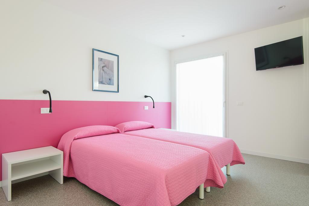 Residenza Edda Apartment Lignano Sabbiadoro Room photo