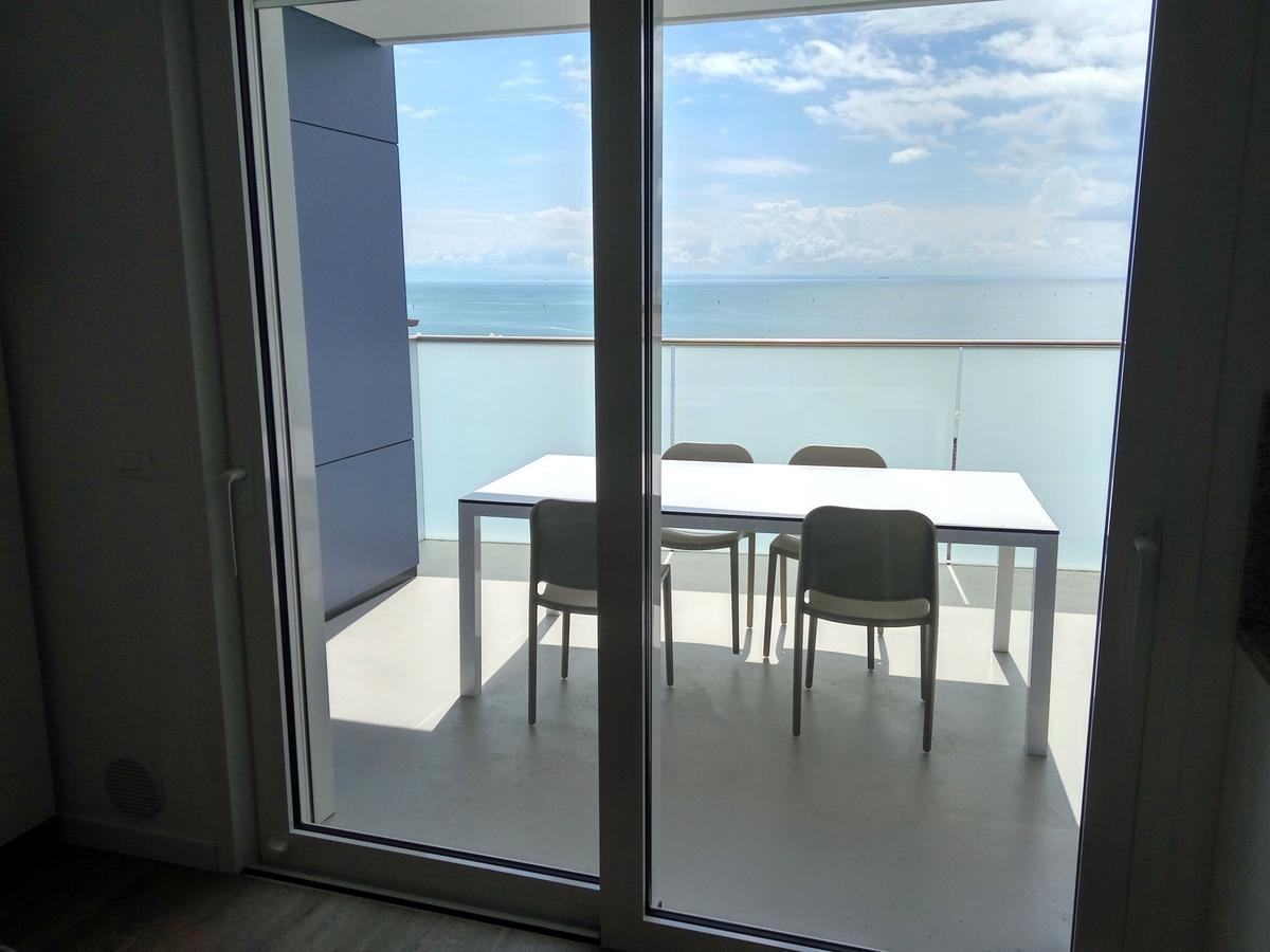 Residenza Edda Apartment Lignano Sabbiadoro Exterior photo